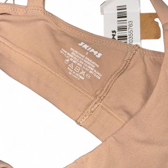 Skims fits everybody scoop bralette 
size small 
brand new with tags mica - Picture 2 of 2